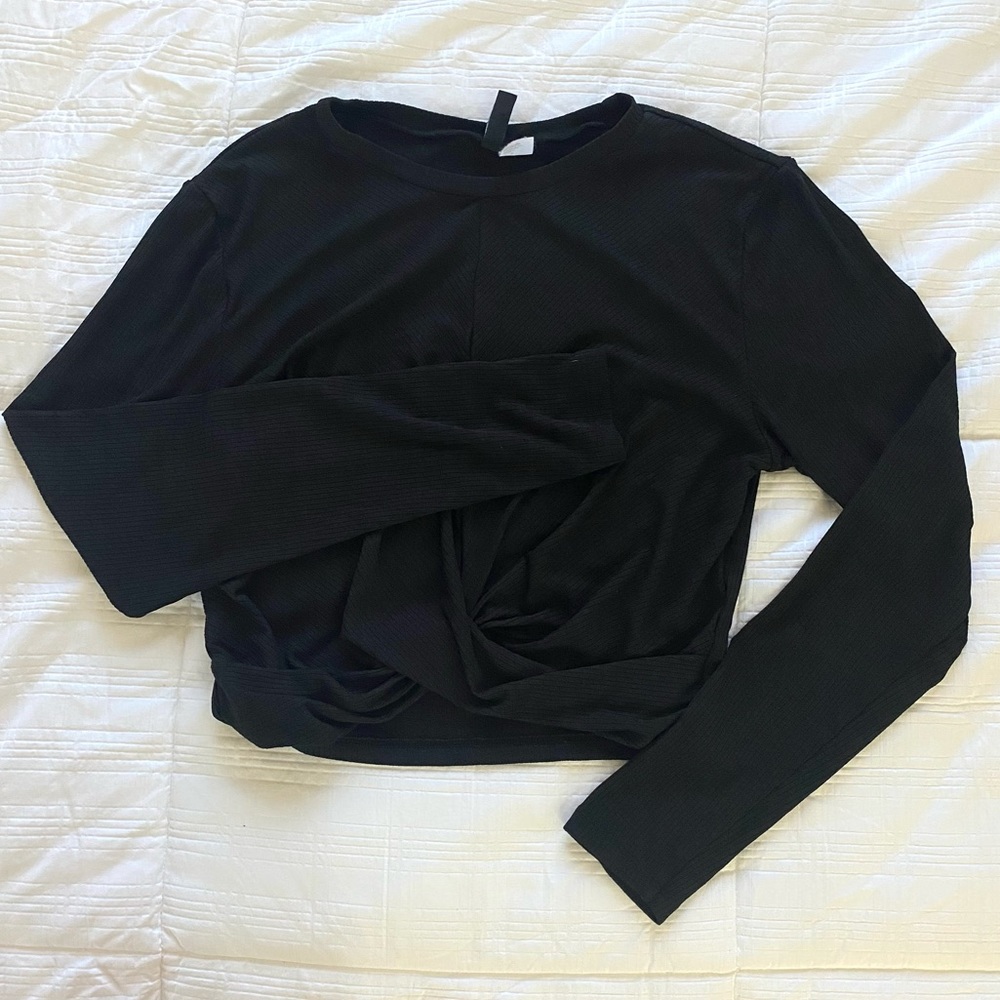 Black cropped long sleeve